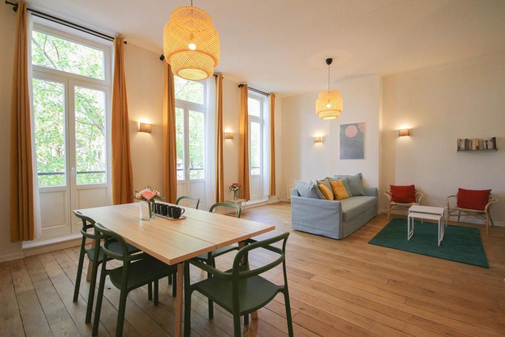 2-Bedroom Flat + Private Car Park. Lille Dış mekan fotoğraf